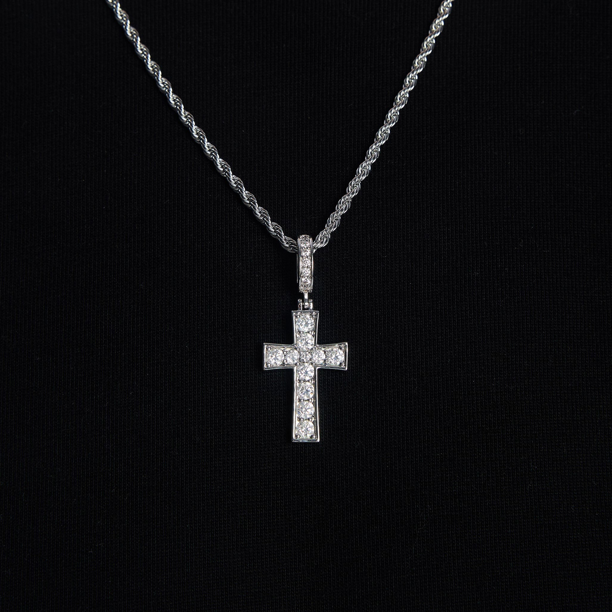 Zawieszka Diamond Gem Cross Białe Złoto